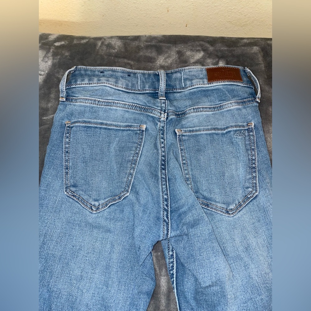 Hollister Blue Jeans W 24” L 28”